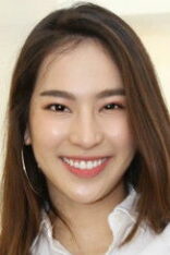 อภิชญา พานิชตระกูล